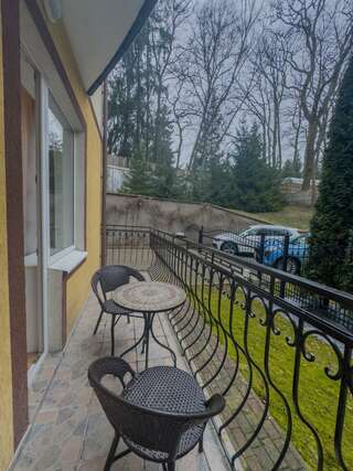 Гостиница Фламинго Светлогорск Номер улучшенный с 1 двуспальной кроватью-16